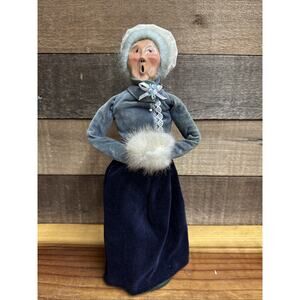 Byers Choice Carolers Old Woman in Blue Dress carrying Muff 13”
